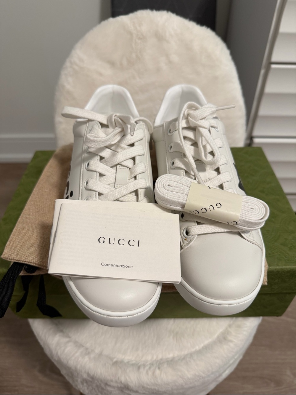 Gucci White Leather Low-Top Women's Sneakers